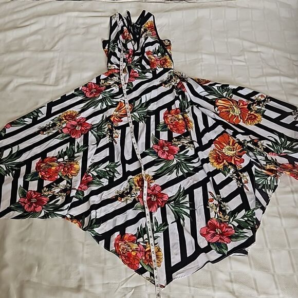 Milk & Honey Women's Tropical Floral Pattern Asymmetric Hem Maxi Dress Small Red - Picture 10 of 16